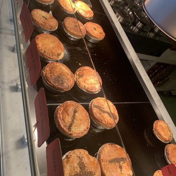 Battersea Pie - Delicious every pie in this place! - British Near Me - London, XGL Battersea Pie - Delicious every pie in this place! - British Near Me - London, XGL