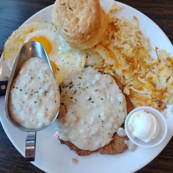 Broken Yolk Cafe - Country fried steak & eggs - Breakfast & Brunch Near Me - Fullerton, California