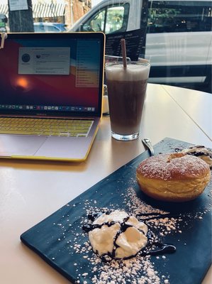 Delizia Café by null
