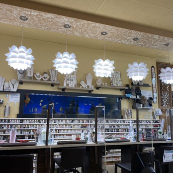 Benitoite Nails & Spa - Interior - Nail Salons Near Me - Tigard, Oregon