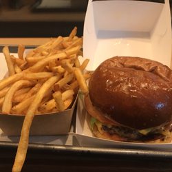 Jagger Fast Food - Cheeseburger combo
