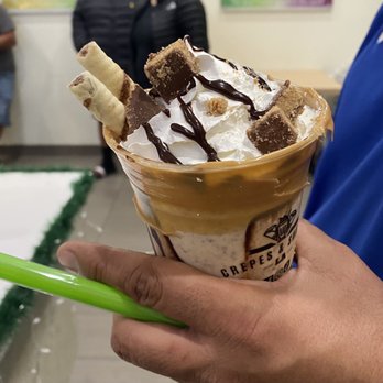 Crepes N Shakes - Reces peanut butter - Ice Cream & Frozen Yogurt Near Me - Bell Gardens, California Crepes N Shakes - Reces peanut butter - Ice Cream & Frozen Yogurt Near Me - Bell Gardens, California