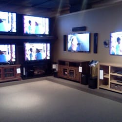 Paul's TV: King of Big Screen