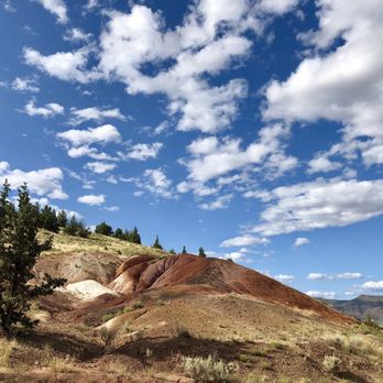 Painted Hills Unit, John Day Fossil Beds - View from the Leaf Fossil Trail - Painted Hills in the John Day Fossil Beds National Monument - Parks Near Me