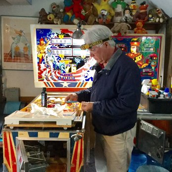 Cliff's Home Amusement Services - Cliff is cleaning, replacing and tuning up a 1975 pinball machine called, "Spirit of '76" - Local Services Near Me - Williamsburg, Virginia Cliff's Home Amusement Services - Cliff is cleaning, replacing and tuning up a 1975 pinball machine called, "Spirit of '76" - Local Services Near Me - Williamsburg, Virginia