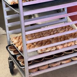 La Popular Bakery - Constantly baking