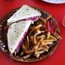 Sweet Pea Cafe - Tempeh Reuben