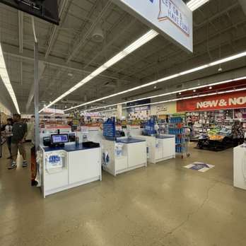 Five Below - Discount Store Near Me - Schaumburg, Illinois Five Below - Discount Store Near Me - Schaumburg, Illinois