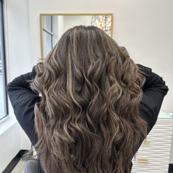 Expensive brunette balyage