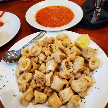 Stephano's Ristorante - Fried calamari which was excellent - Italian Near Me - Fishkill, New York