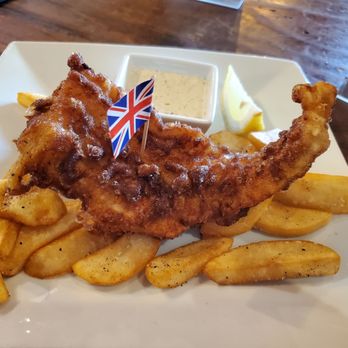 Santiam Brewing - Fish & Chips 1/2 order. - Brewpubs Near Me - Salem, Oregon
