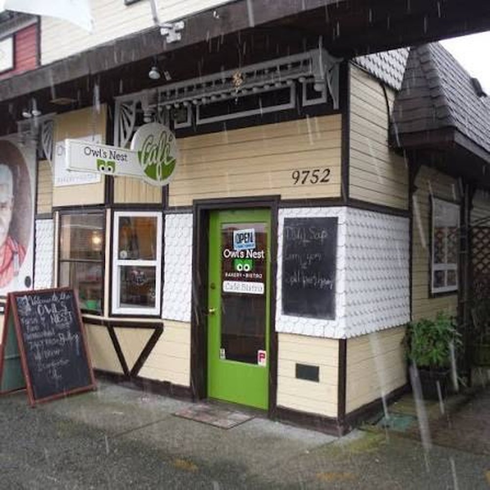 Owl's Nest - Outside front view - Breakfast & Brunch Near Me - Chemainus, British Columbia Owl's Nest - Outside front view - Breakfast & Brunch Near Me - Chemainus, British Columbia