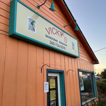 Vicky's Salvadorian Restaurant - the outside of the restaurant - Salvadoran Near Me - Centralia, Washington Vicky's Salvadorian Restaurant - the outside of the restaurant - Salvadoran Near Me - Centralia, Washington