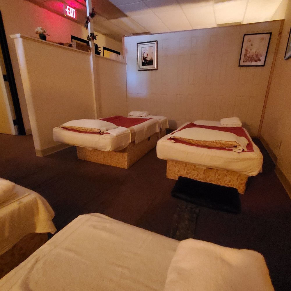 Vive la Vie Massage - Shared space / foot massage room - Reflexology Near Me - Santa Clara, California Vive la Vie Massage - Shared space / foot massage room - Reflexology Near Me - Santa Clara, California