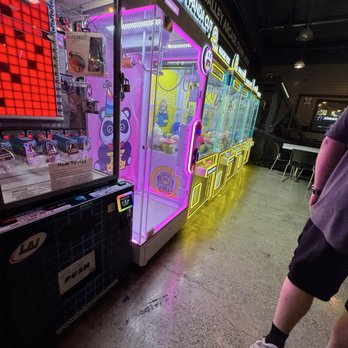 BA Start - Arcades Near Me - San Luis Obispo, California
