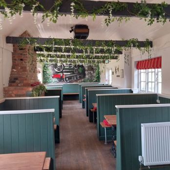 The Railway - Bistro - Pubs Near Me - Battle, ESX