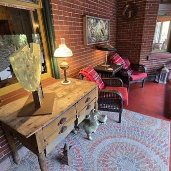 The Dolon House - Bed & Breakfast Near Me - Jim Thorpe, Pennsylvania The Dolon House - Bed & Breakfast Near Me - Jim Thorpe, Pennsylvania
