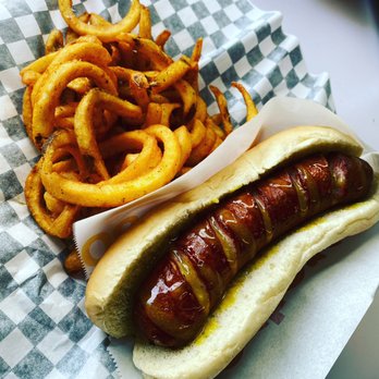 Munchies N’more - Italian sausage side curly fries - Food Trucks Near Me - Ottawa, Ontario Munchies N’more - Italian sausage side curly fries - Food Trucks Near Me - Ottawa, Ontario