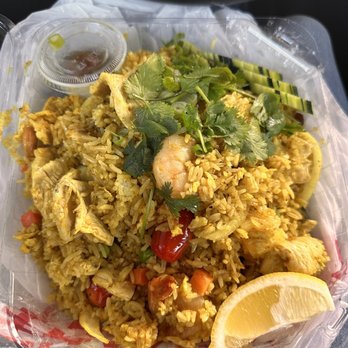 Golden Spoon - Pineapple ried Rice - Thai Near Me - Manteca, California