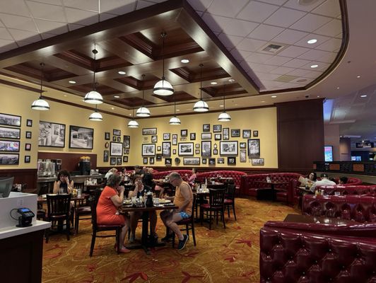 Du-par's Restaurant and Bakery by null