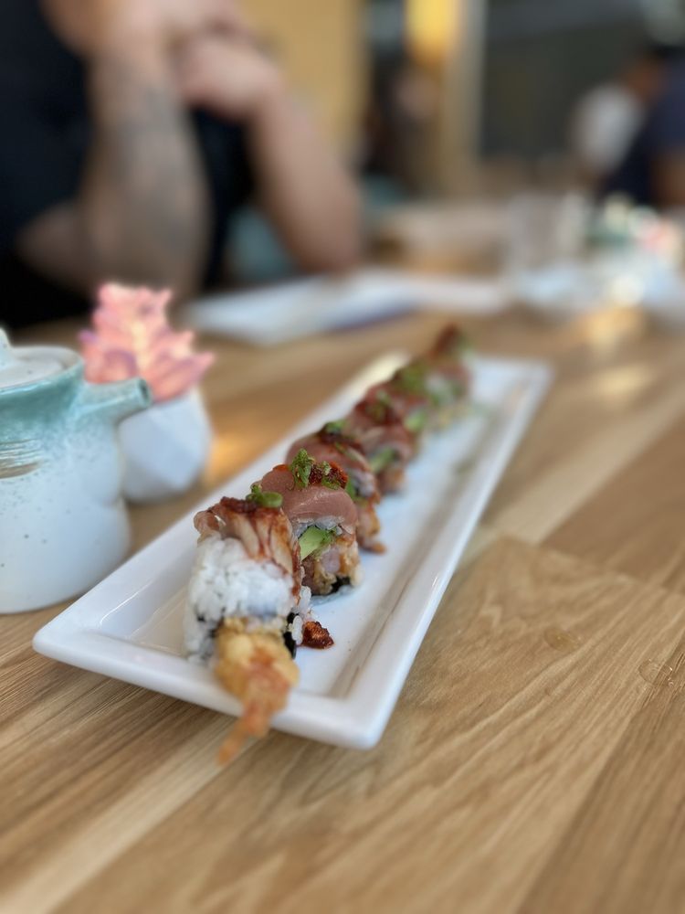 Social spots from DASHI