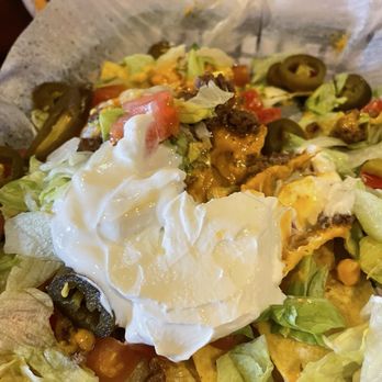 Crawfords Pizza Pub & Pins - Ultimate Nachos - Pizza Near Me - Moweaqua, Illinois Crawfords Pizza Pub & Pins - Ultimate Nachos - Pizza Near Me - Moweaqua, Illinois