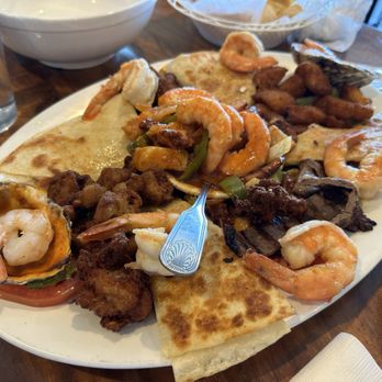 Playa Azul - Platter - Mexican Near Me - Union City, California Playa Azul - Platter - Mexican Near Me - Union City, California