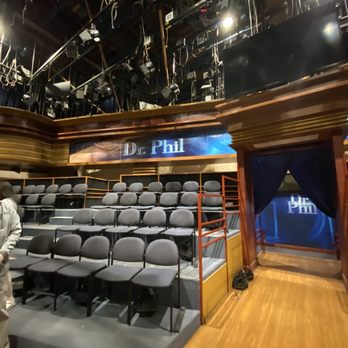 Paramount Studio Tour - Dr. Phil set - Tours Near Me - Los Angeles, California Paramount Studio Tour - Dr. Phil set - Tours Near Me - Los Angeles, California