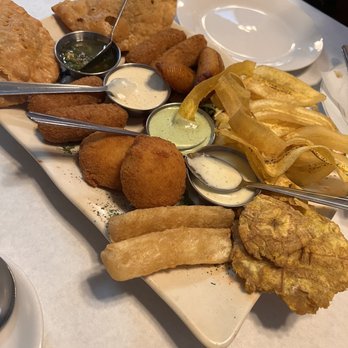 Havanazucar Cuban Restaurant - Combinacion Cubana - Cuban Near Me - Hesperia, California