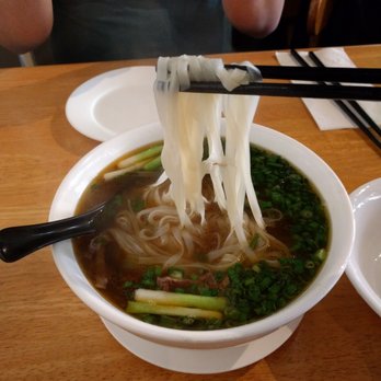 Linh Cafe - Pho bo - Vietnamese Near Me - Vancouver, British Columbia