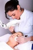 Simmonds Plastic Surgery Care Logo