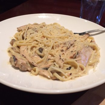 Aubrey's - Oak Ridge - Creamy chicken linguini - New American Near Me - Oak Ridge, Tennessee