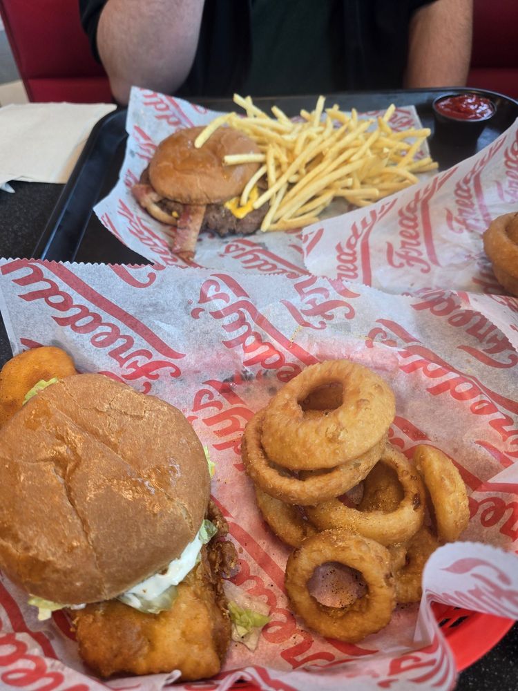 Food from Freddy's Frozen Custard & Steakburgers