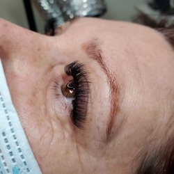 Hazel & Arch - Volume Lash Extensions