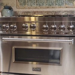 AAA Appliance Repair - Zline oven