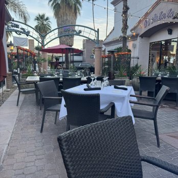 Sammy G's Tuscan Grill - In the courthouse - Tuscan Near Me - Palm Springs, California Sammy G's Tuscan Grill - In the courthouse - Tuscan Near Me - Palm Springs, California