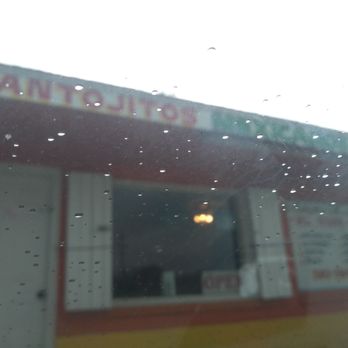 Antojitos Mexicanos El Guarache - the outside of a restaurant - Mexican Near Me - Broken Bow, Oklahoma