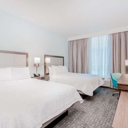 Hampton Inn & Suites Panama City Beach-Beachfront - Guest room