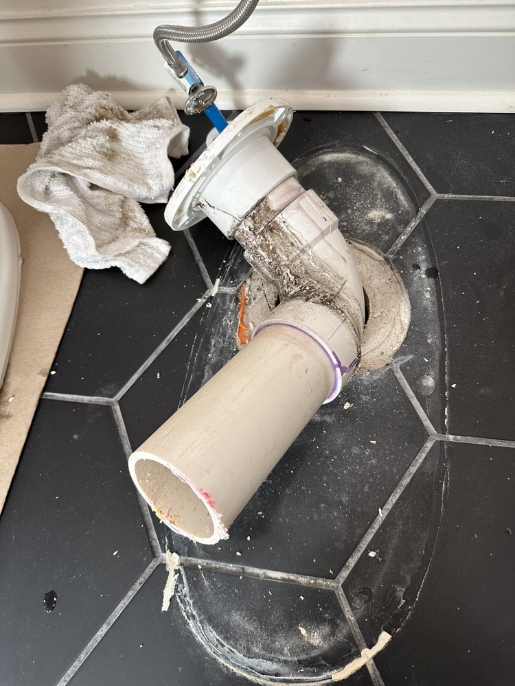 Slide of Chris Plumbing Service and Repair