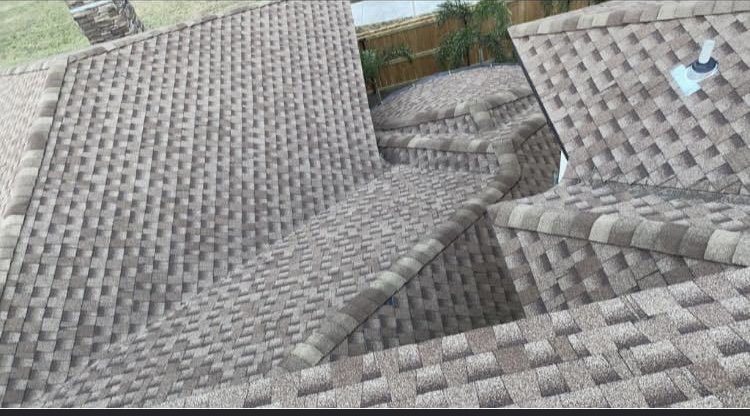 Slide of Castellanos Roofing