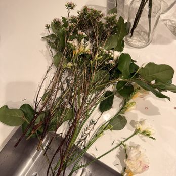 Devynn's Garden - Florists Near Me - Huntington Beach, California