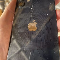 iRepairMotown - Cracked iPhone 12 Screen Replacement