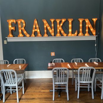 Biscuit Love - Franklin - Dining area - Breakfast & Brunch Near Me - Franklin, Tennessee Biscuit Love - Franklin - Dining area - Breakfast & Brunch Near Me - Franklin, Tennessee