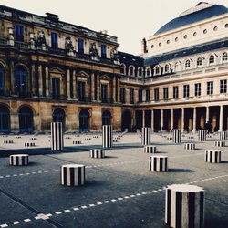 Silvestri Travel - Royal Palais in Paris