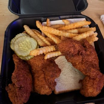 Dave's Hot Chicken - Chicken Shop Near Me - Sandy Springs, Georgia
