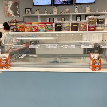 Cold Cow - So Many Topping Flavors - Ice Cream & Frozen Yogurt Near Me - Saint Augustine, Florida