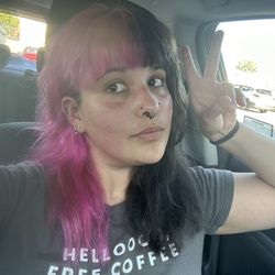 Beauty by Christina - Got a trim to get rid of dead ends and the back of my head shaved.
