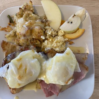 Faye's Cafe - Eggs Benny one traditional and other pulled pork and bacon , hash browns and some fruit - Cafes Near Me - Livingston, Montana