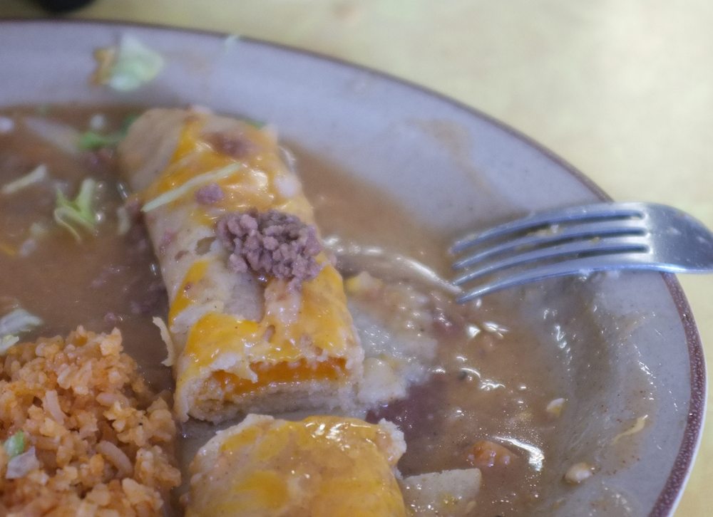 LALA’S CAFE Updated September 2024 17 Photos & 11 Reviews 649 Main Rd, Mirando City, Texas