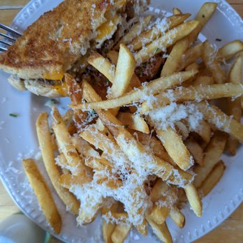 Terrain Cafe - Grilled cheese with fries - New American Near Me - Westport, Connecticut Terrain Cafe - Grilled cheese with fries - New American Near Me - Westport, Connecticut